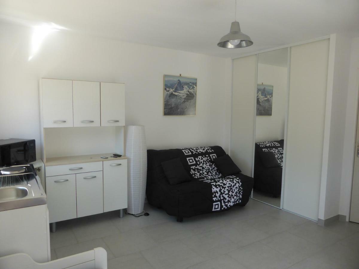 Perula Di Machja Bed and Breakfast Alata Εξωτερικό φωτογραφία